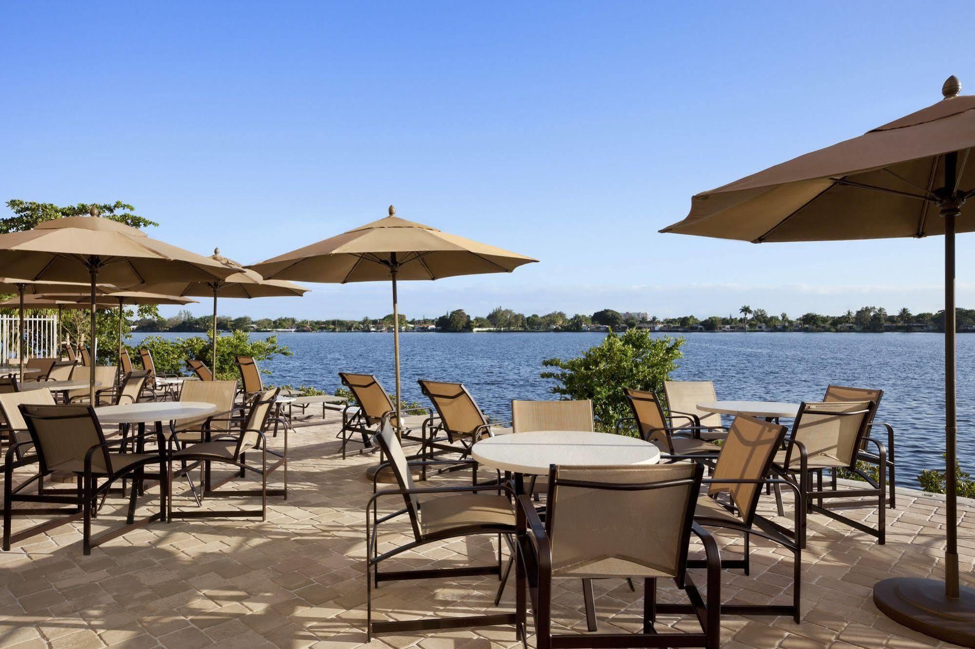 Cambria Hotel Miami Airport - Blue Lagoon Zewnętrze zdjęcie